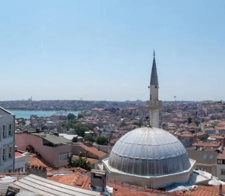 Flat With Balcony Near Flower Passage In Beyoglu Διαμέρισμα *